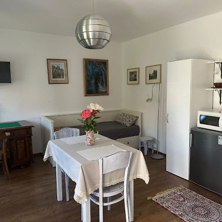 Apartman U Jezirka Velke Prilepy Eksteriør billede
