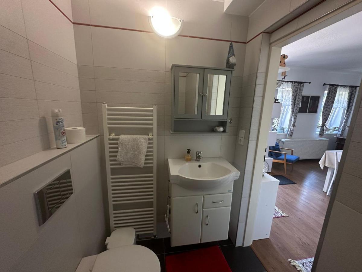 Apartman U Jezirka Velke Prilepy Eksteriør billede
